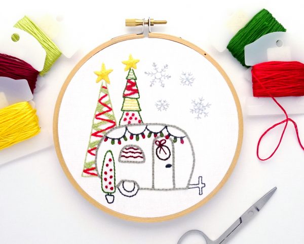 Vintage Trailer Happy Holidays Hand Embroidery Pattern