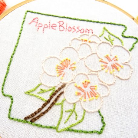 arkansas-state-flower-hand-embroidery-pattern-apple-blossom