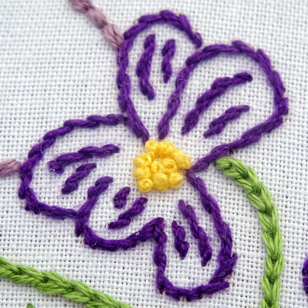 Illinois State Flower Embroidery Pattern {Violet}