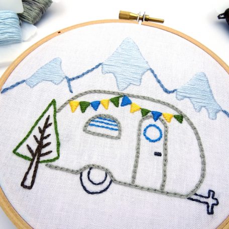 vintage-trailer-winter-mountains-hand-embroidery-pattern