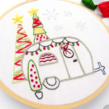 happy-holidays-hand-embroidery-pattern-vintage-trailer