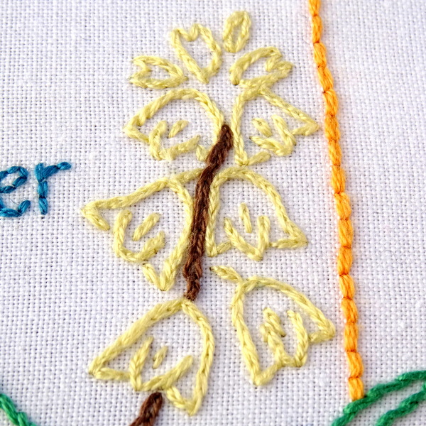 New Mexico State Flower Embroidery Pattern {Yucca Flower}