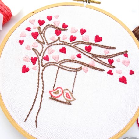 love-birds-heart-tree-hand-embroidery-pattern