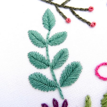 peony-wreath-hand-embroidery-pattern