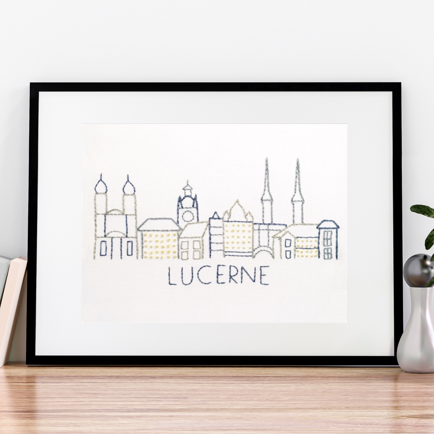 Lucerne-frame(square)